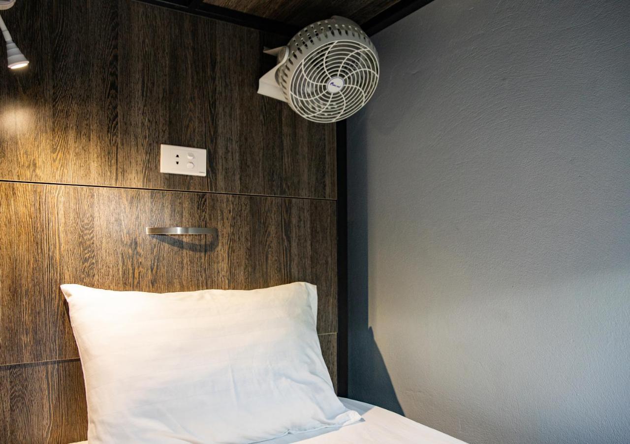 Babylon Garden Hostel Hanoi Exterior photo